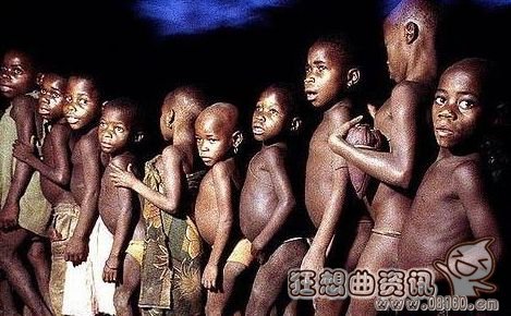 非洲原始部落女人图片，八岁的非洲少女就生儿育女了！